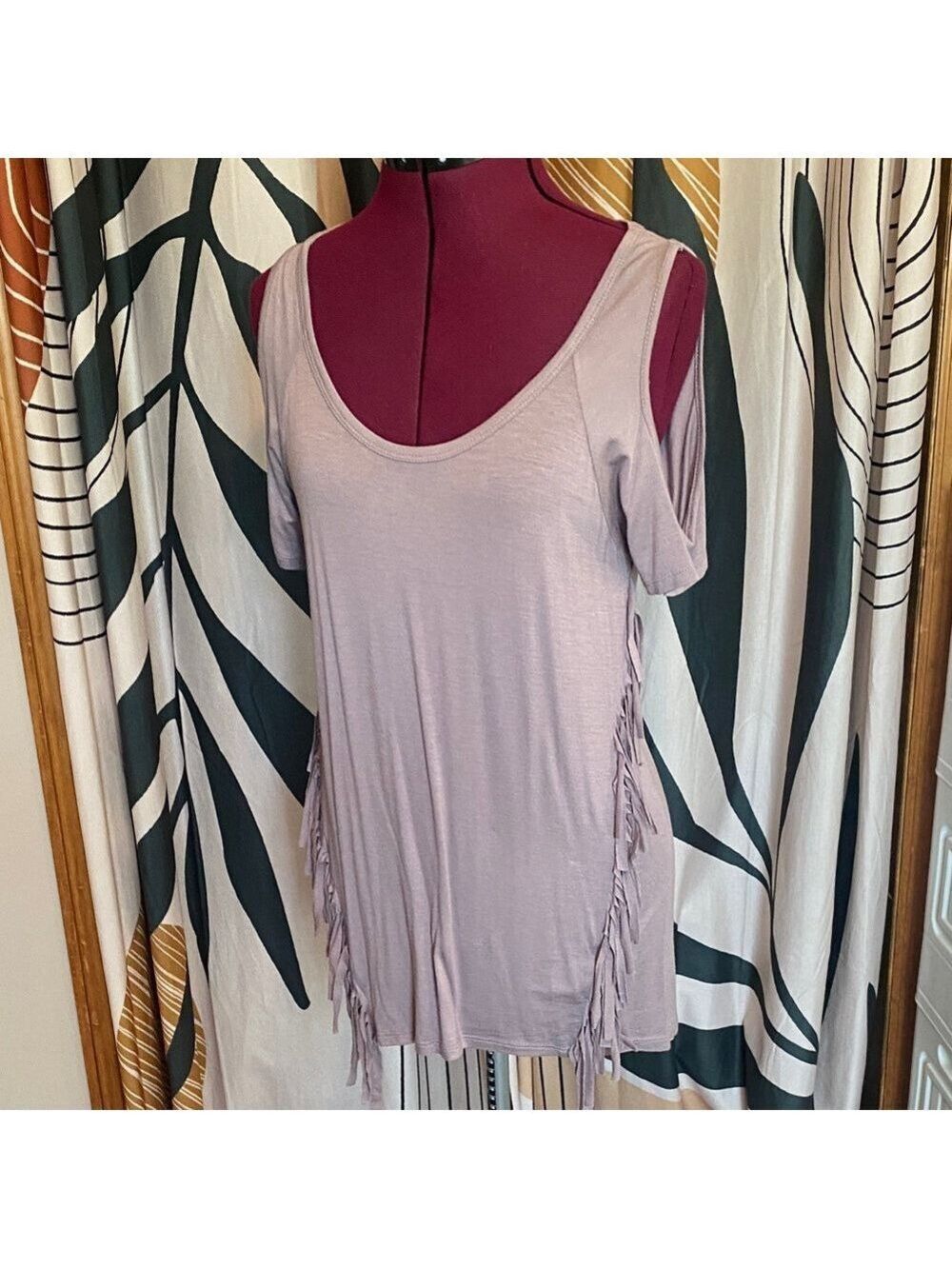 Women's Short Sleeve Top with Fringe - Soft Purple